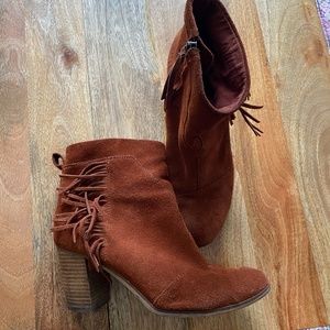 Toms Burnt Cognac Lunata Fringe Booties Size 9